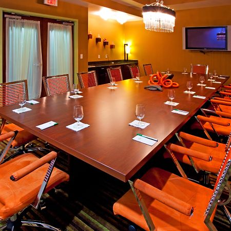 Holiday Inn Hotel & Suites Ocala Conference Center By Ihg Eksteriør bilde